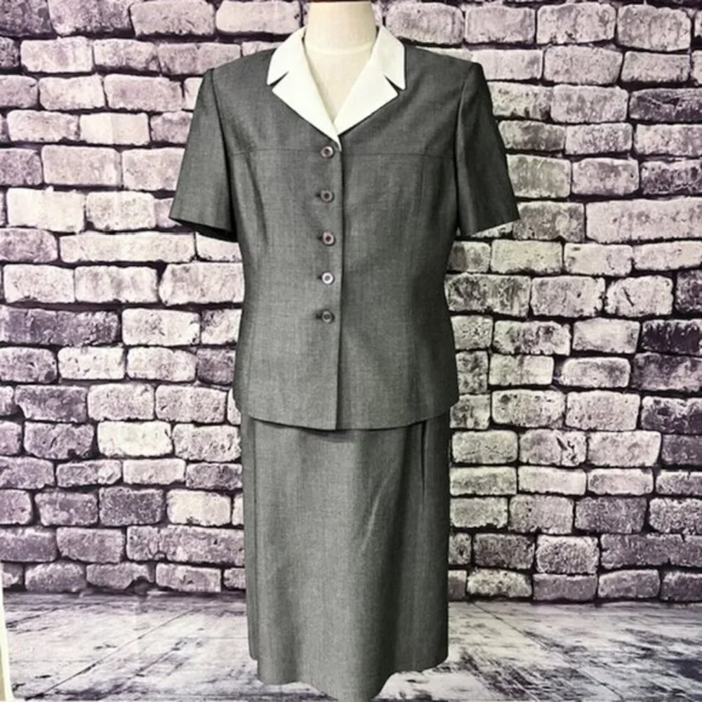 Dillards By Kasper Vintage Black & White Tweek Skirt Suit Size 12P